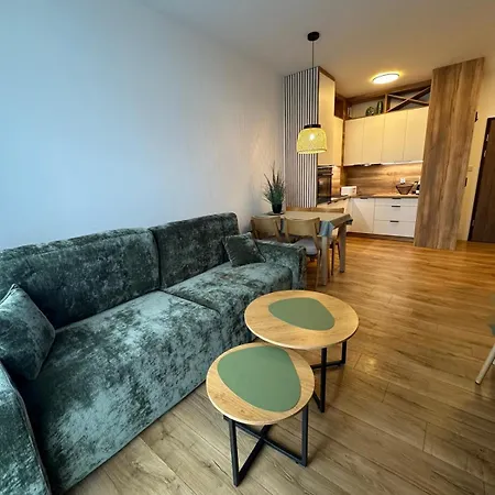 Апартаменты Radosny 150 M Od Morza, Podgrzewany Basen *